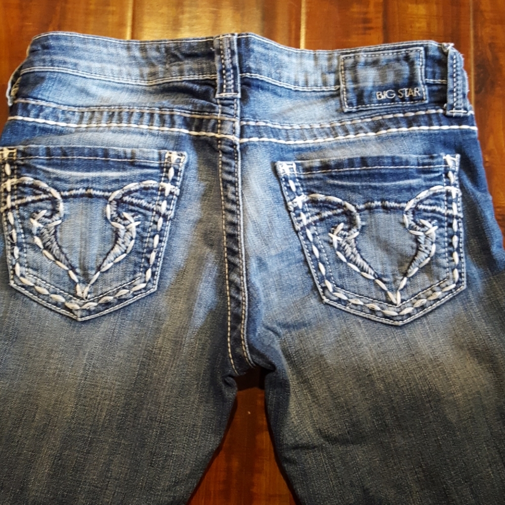 Capri Jeans - Picture 2 of 4